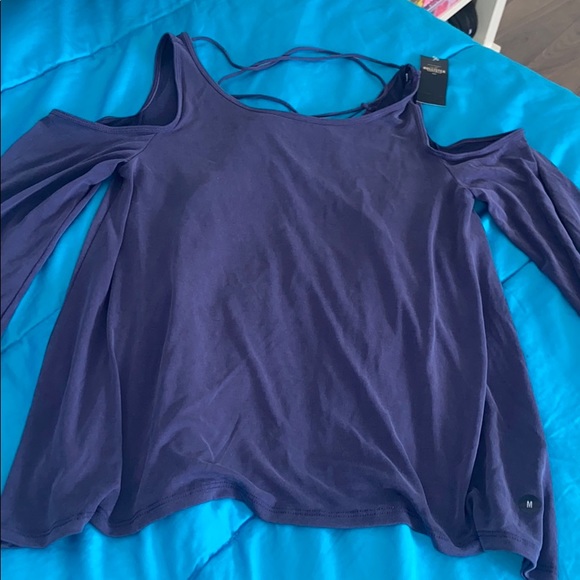 Hollister criss crossed back teeshirt - Picture 1 of 4